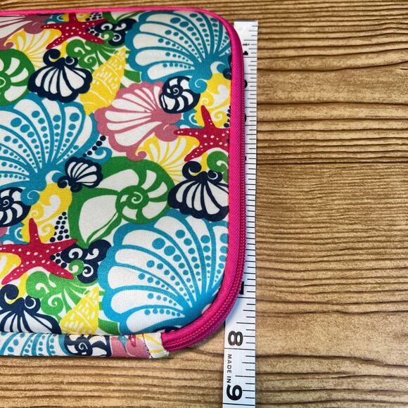 Lilly Pulitzer Ipad Mini Kindle Tablet Sleeve Soft Zip Close Shell Beach Bright - Picture 3 of 8